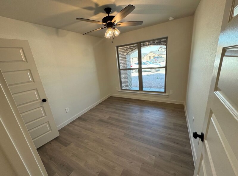 Building Photo - 240 Trailblazer Ln