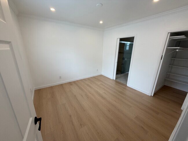 Master Bedroom #2 (Upstairs) - 1754 N Alexandria Ave