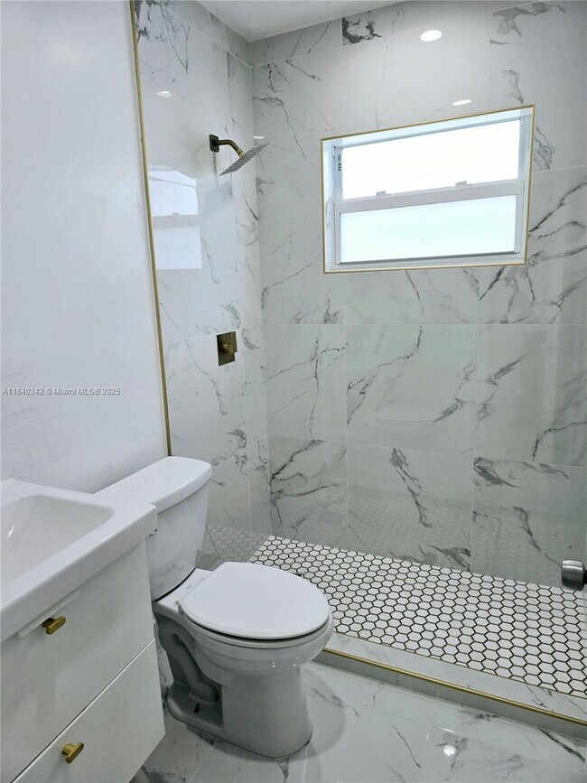 Building Photo - 22300 SW 117th Ave