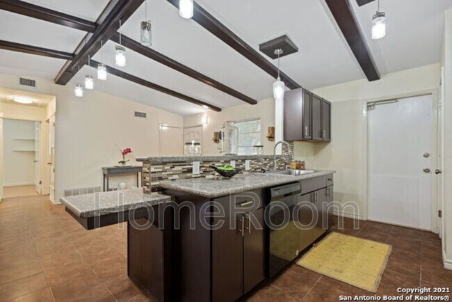 Building Photo - 8419 Buck Run