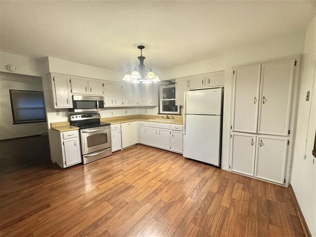 Building Photo - 21205 Mary Lynn Dr