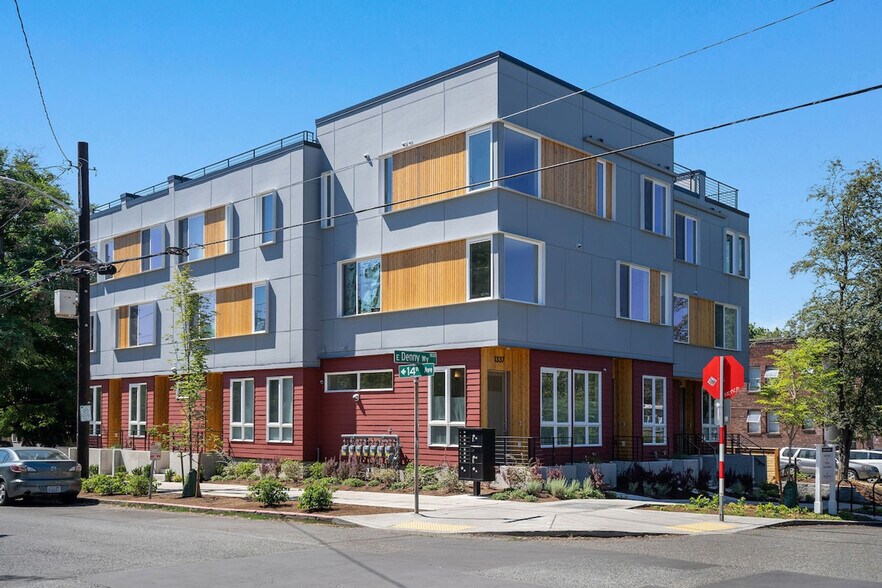 Building Photo - 1333 E Denny Way