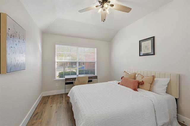 Building Photo - 3321 Versante Dr