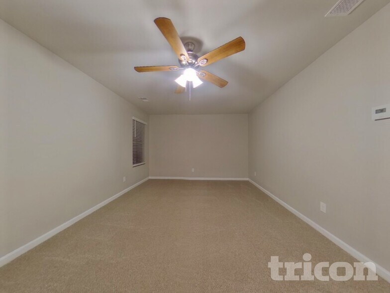 Building Photo - 3023 Chris Cir