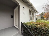 Building Photo - 182 N 11th St