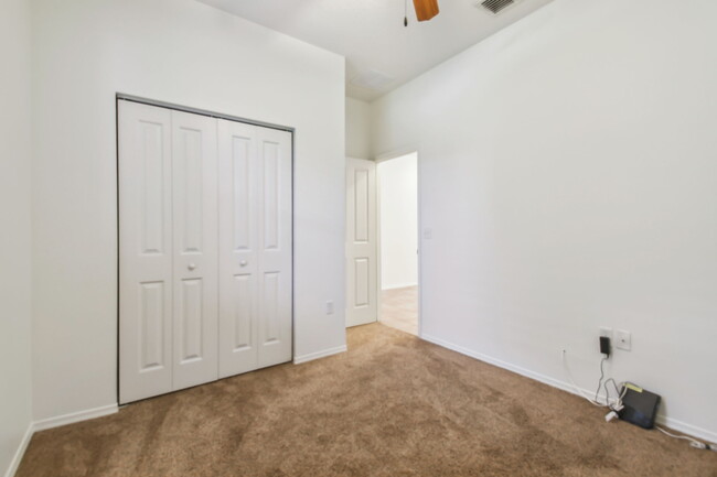 Building Photo - 1232 Canyon Oaks Dr