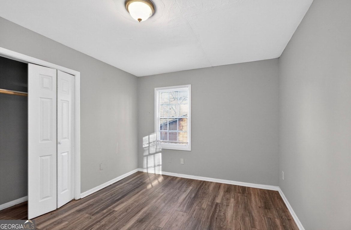 Building Photo - 1615 Pine Glen Cir