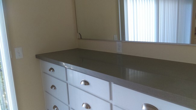 Building Photo - The Fairway Apartments