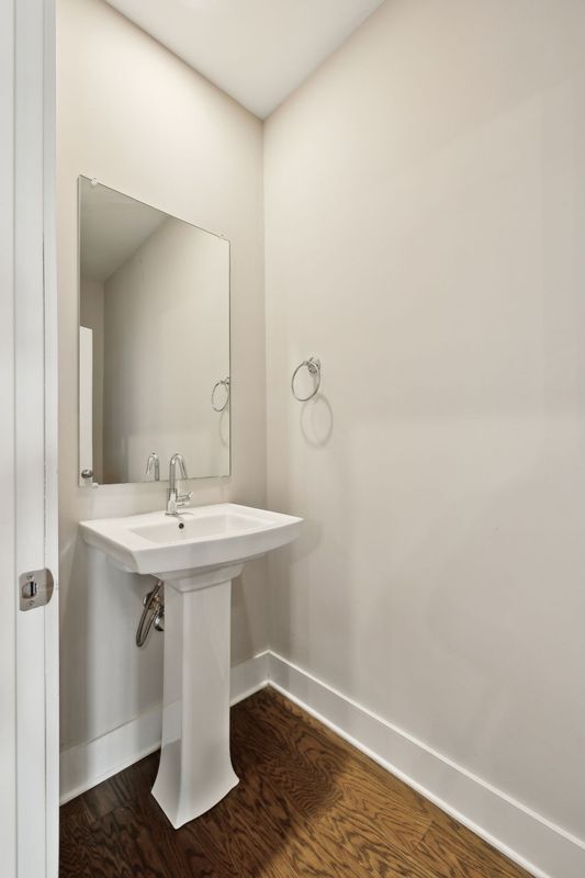 Building Photo - 713 Mill Creek Meadow Dr