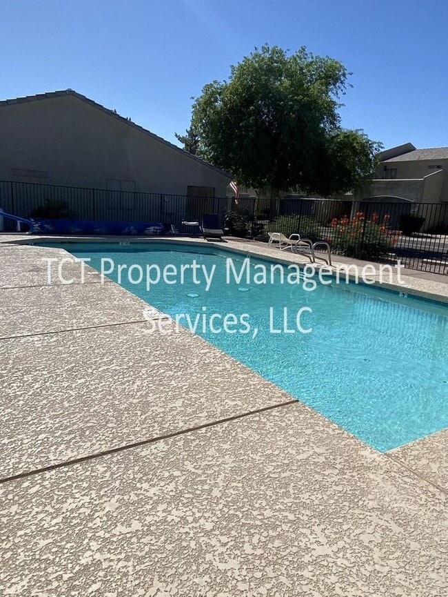 Building Photo - Cozy Two Bedroom Patio Home In Mesa!