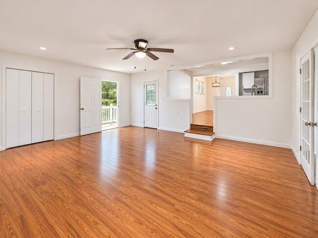 Building Photo - 2579 Bonnybrook Dr SW