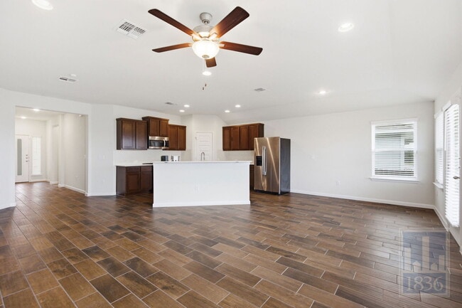 Building Photo - 9604 Eloquence Dr