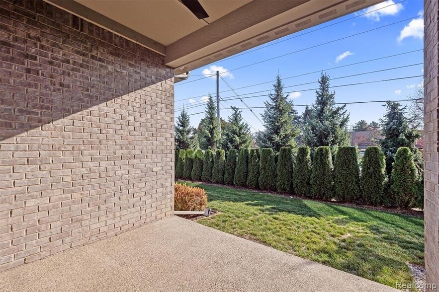 Building Photo - 7507 Gramercy Cir