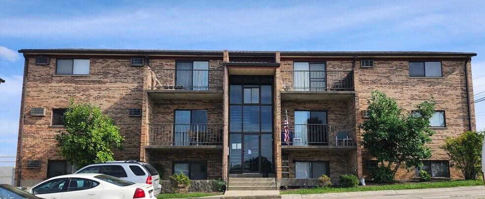 Front of building - 5208 Belclare Rd