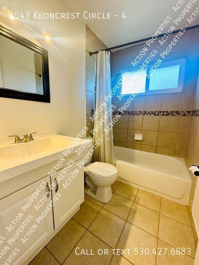 Building Photo - 5543 Keoncrest Cir