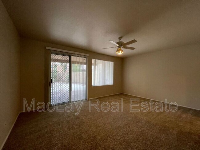 Building Photo - 7140 E Medina Ave