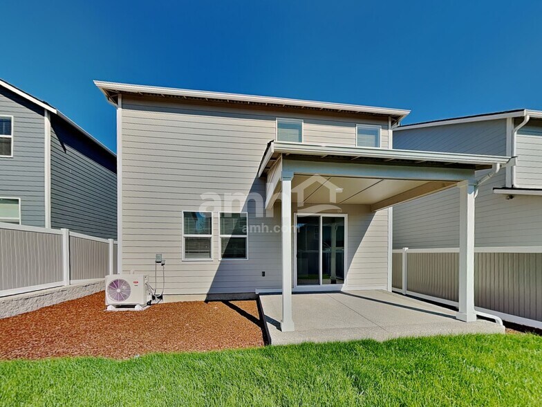 Building Photo - 4808 85th Dr NE