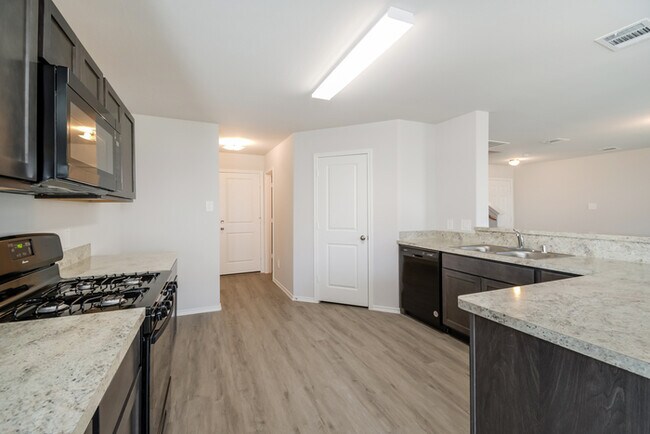 Building Photo - Cypresswood Landing -5034 Giant Sequoia Wa...