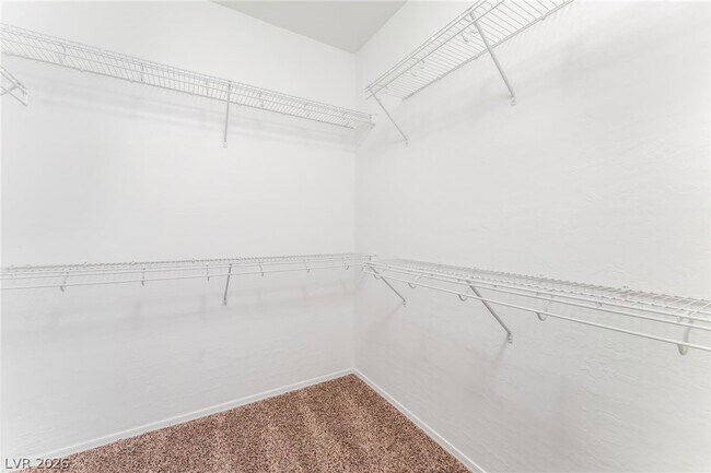 Building Photo - 7632 Fruit Dove St