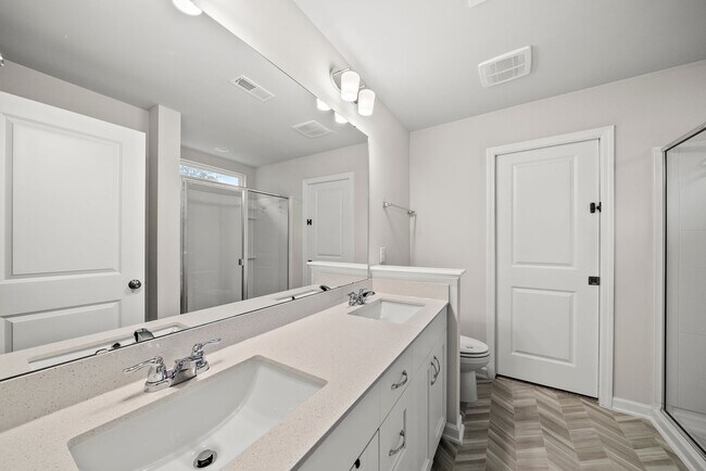 Building Photo - BEAUTIFUL HOME IN LILLINGTON AWAITS YOU!