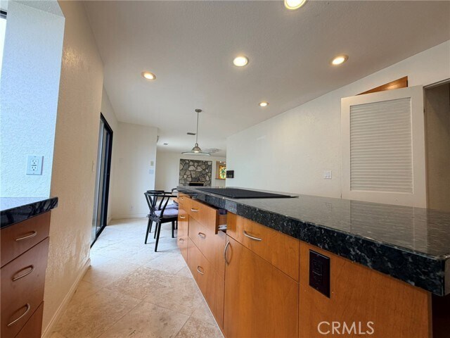 Building Photo - 1213 Via Zumaya