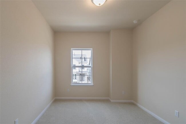 Building Photo - 1660 Coral Sunrise Trl