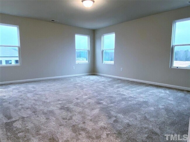 Building Photo - 356 Wilbur Lake Dr