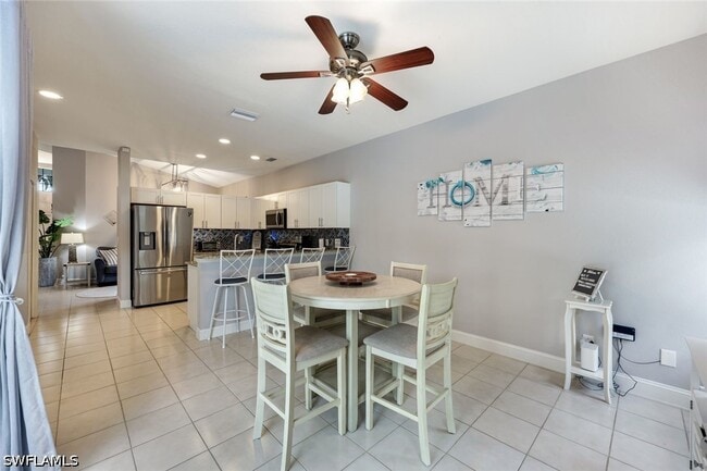 Building Photo - 697 Crossfield Cir