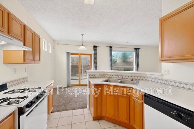 Building Photo - 10309 Longmont Pl NW