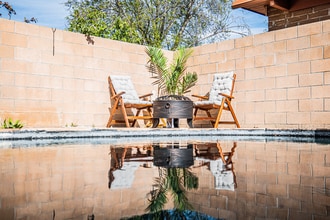 Building Photo - 1030 Fern St