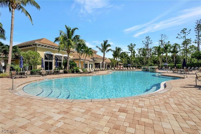 Building Photo - 10908 Clarendon St