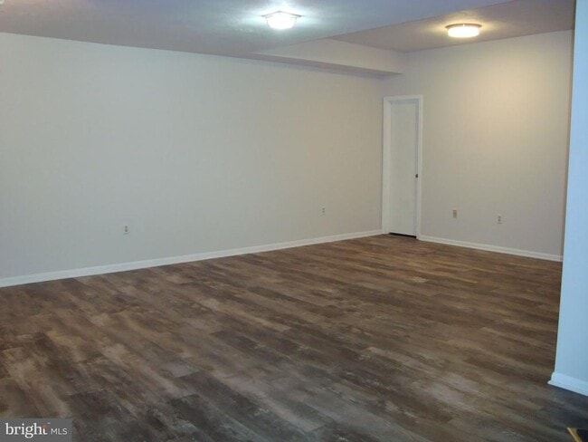 Building Photo - 7813 Heatherton Ln