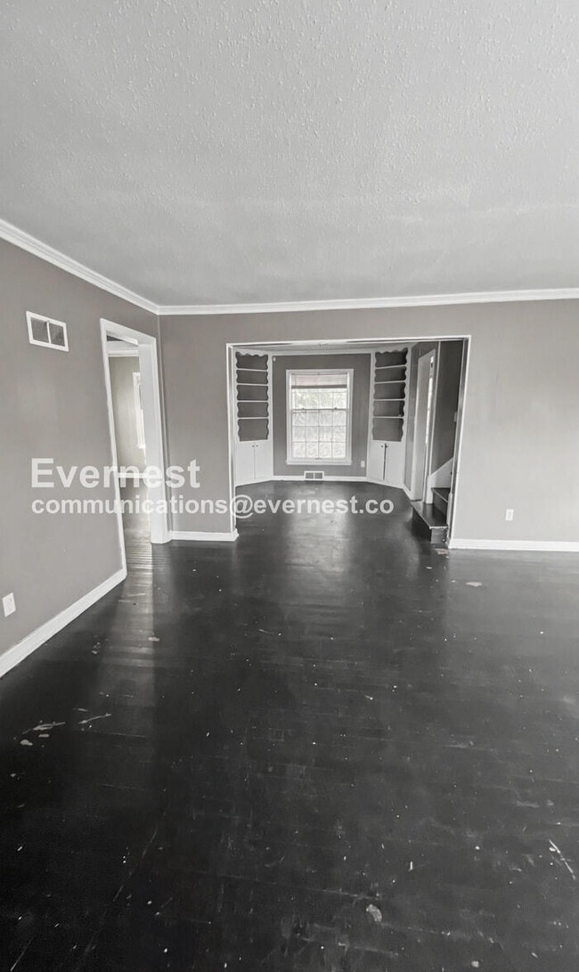 Building Photo - 7316 The Paseo