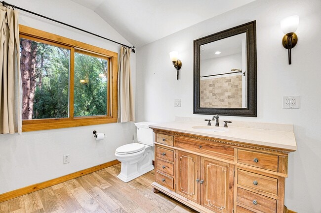 Building Photo - 28929 Golf Way