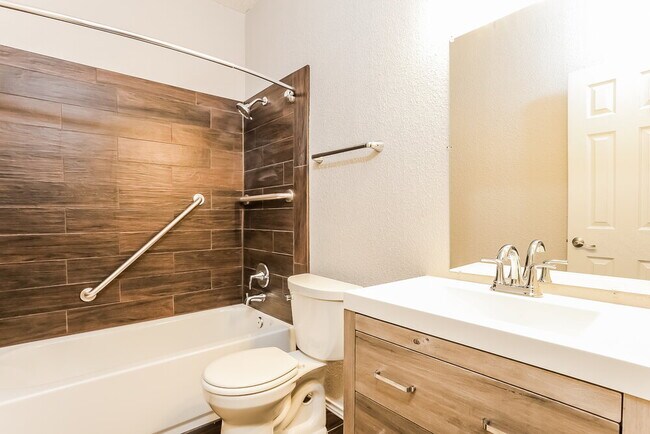 Building Photo - 1130 Colbert Ln