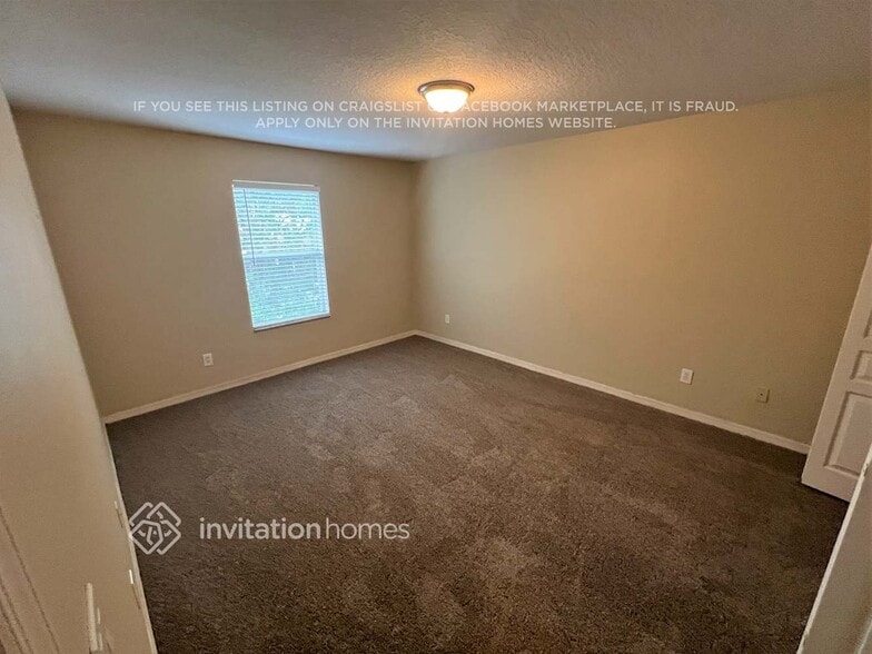 Building Photo - 627 Errol Pkwy