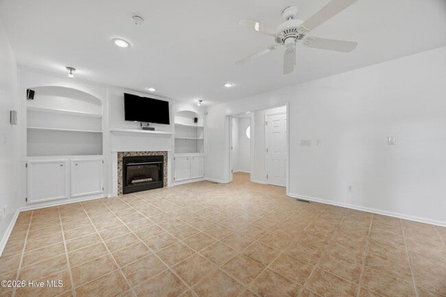 Building Photo - 141 Sherrill Loop Rd
