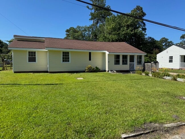 Primary Photo - 327 Miller Blvd