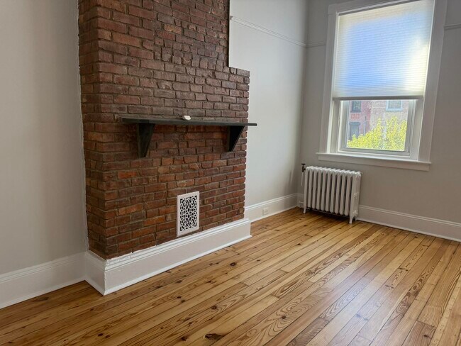 Building Photo - 60 Astor Pl