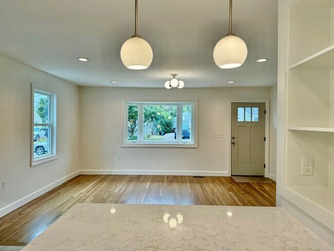 Building Photo - 40 Judy Ln