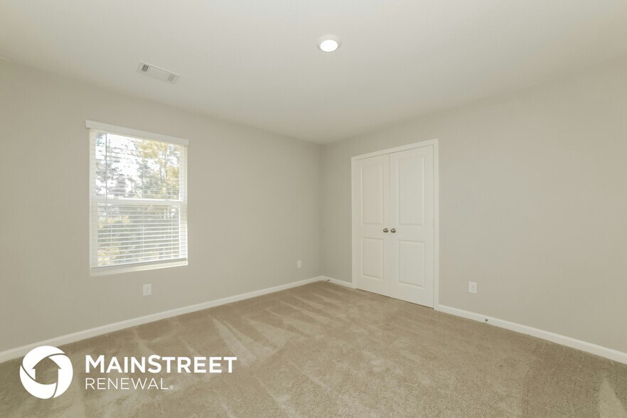 Building Photo - 531 Firethorn Ct