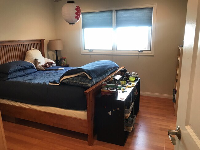 Building Photo - Gorgeous Ocean View Sunset Cliffs Home