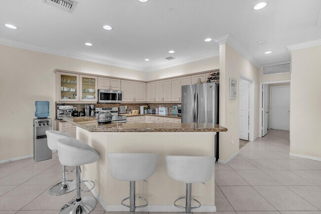 Building Photo - 16389 SW 31st St