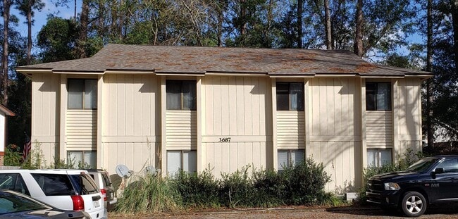 Primary Photo - 3687 Donovan Dr