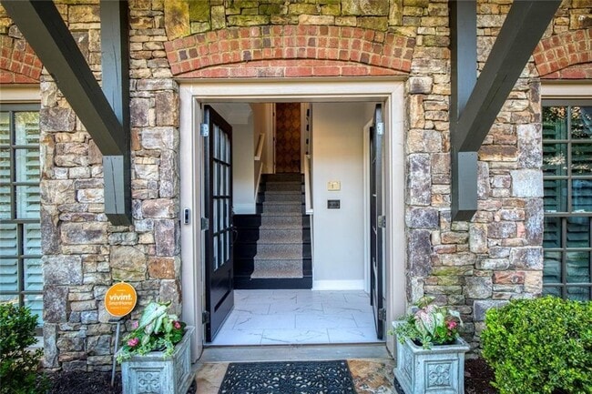 Building Photo - 100 Founders Mill Ct