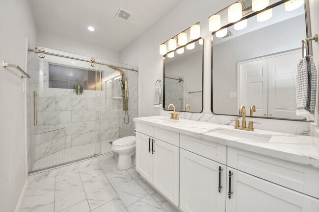 Building Photo - 2730 Empire Oaks Lane