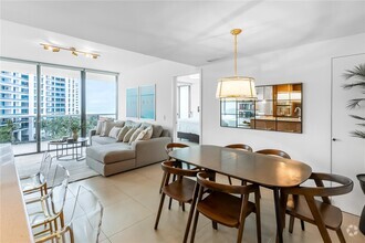 Building Photo - 5875 Collins Ave