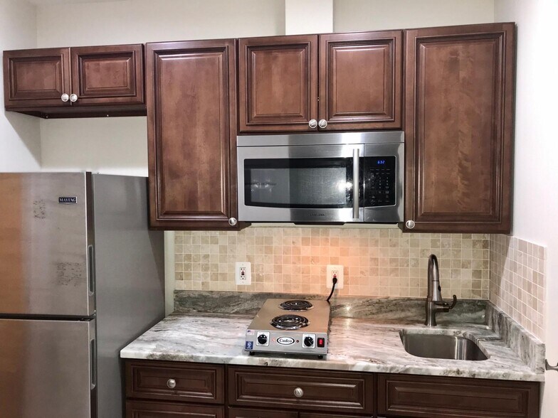 Building Photo - 20385 Dunkirk Sq