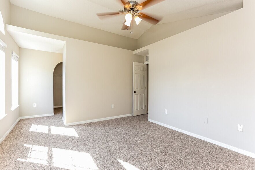 Building Photo - 3536 Alec Dr