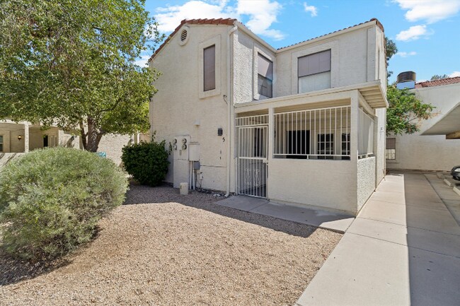 Building Photo - 15801 N 29th St
